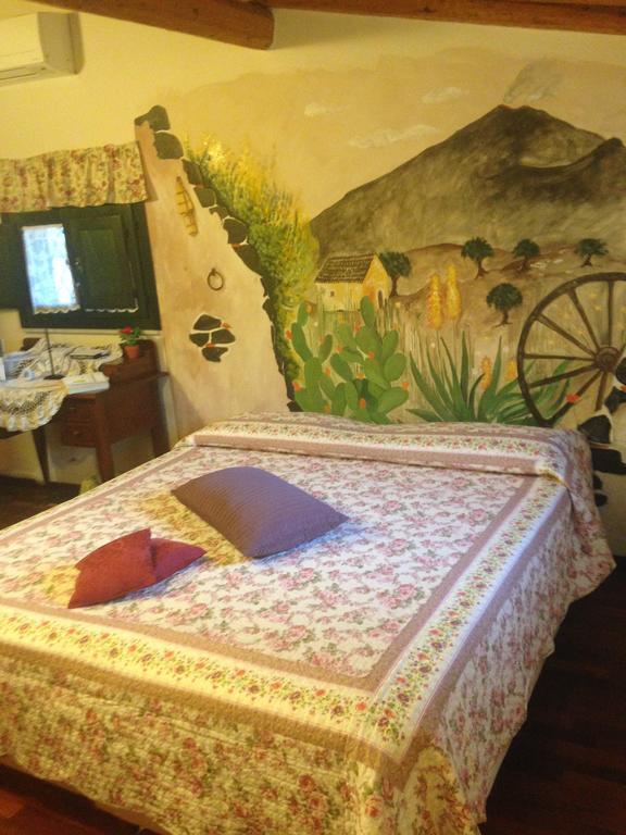 B&B La Vetreria Almaru CTA Exteriör bild